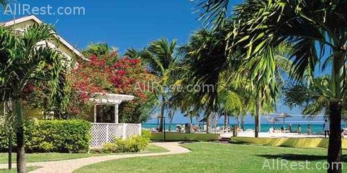 Grand Pineapple Beach Resort 5